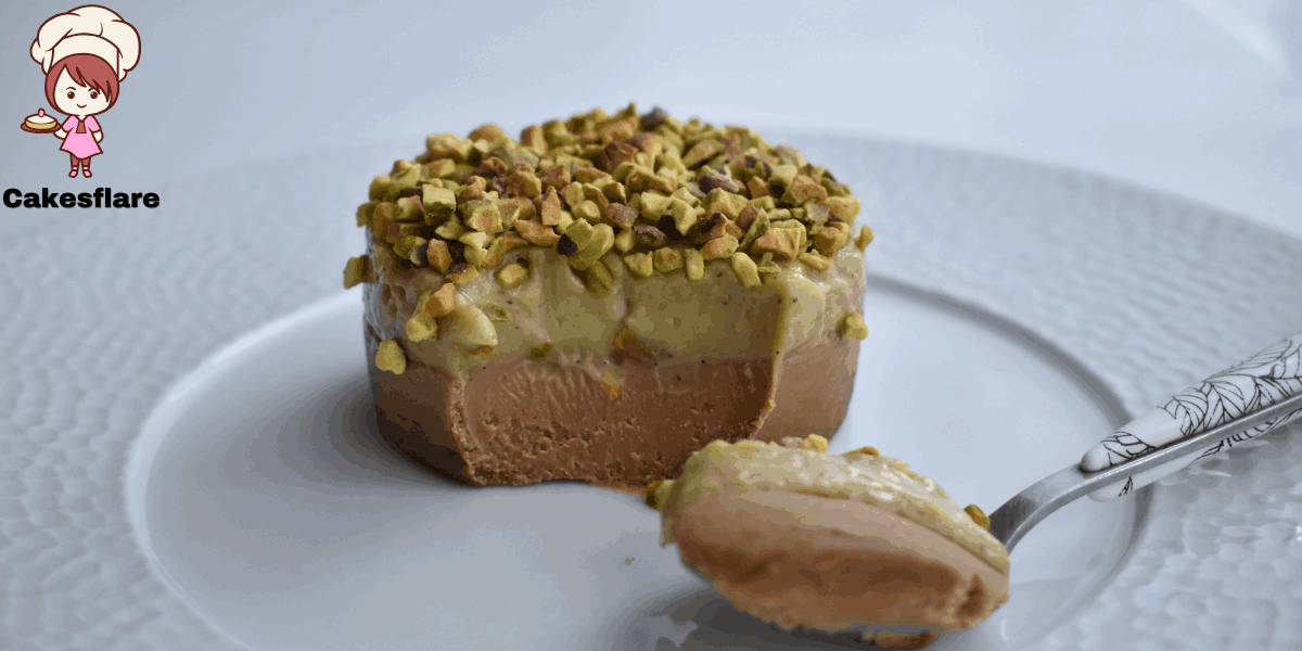 Pistachio Chocolate Cupcakes {Quick & Delicious}